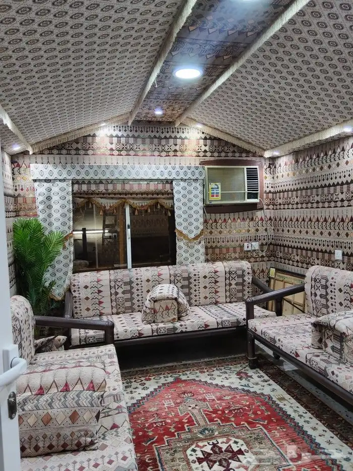 بيوت شعر ملكيه ومجالس تراثيه 17