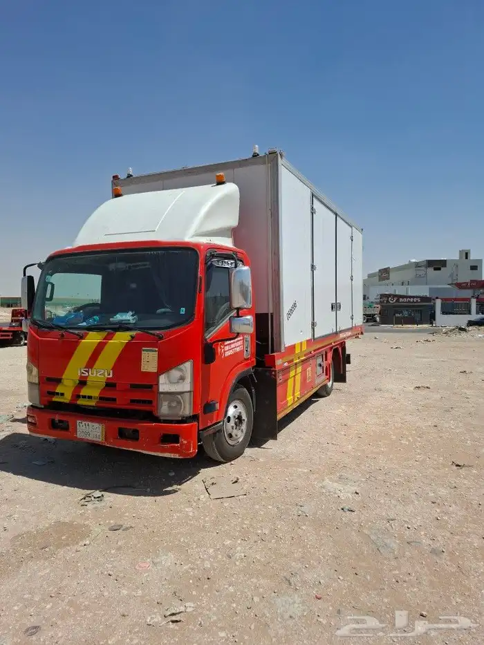 سطحة هيدروليك لنقل السيارات داخل وخارج الرياض باسعار مناسبة 2