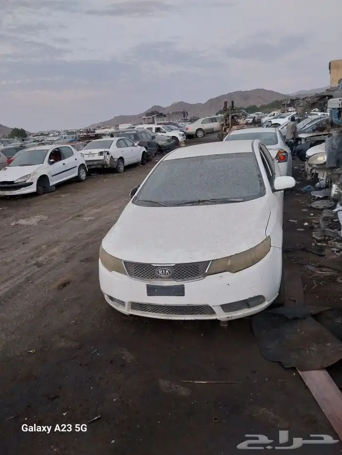 بيع قطع غيار كيا سيراتو 1010 تشليح جدة الحمدانية 0