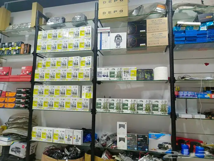 انوار شمعات لمبات زنون عدسات محولات غطيان شمعات اسطبات لمبات 33