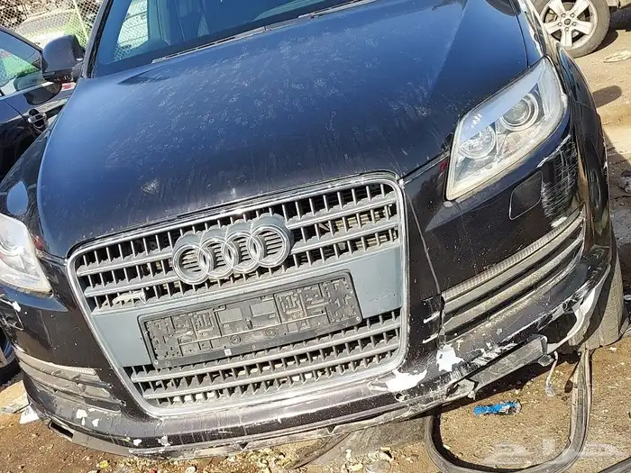 اودي Q7 9