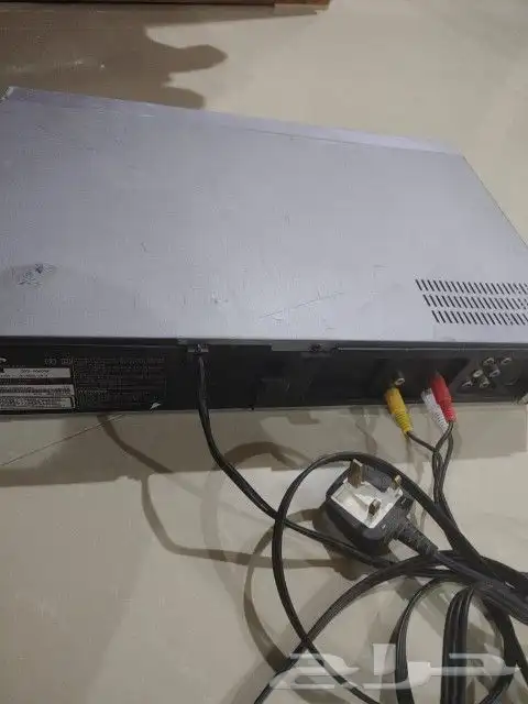 جهاز شغال شريط وCD مركةSamsung بدون رموت 0