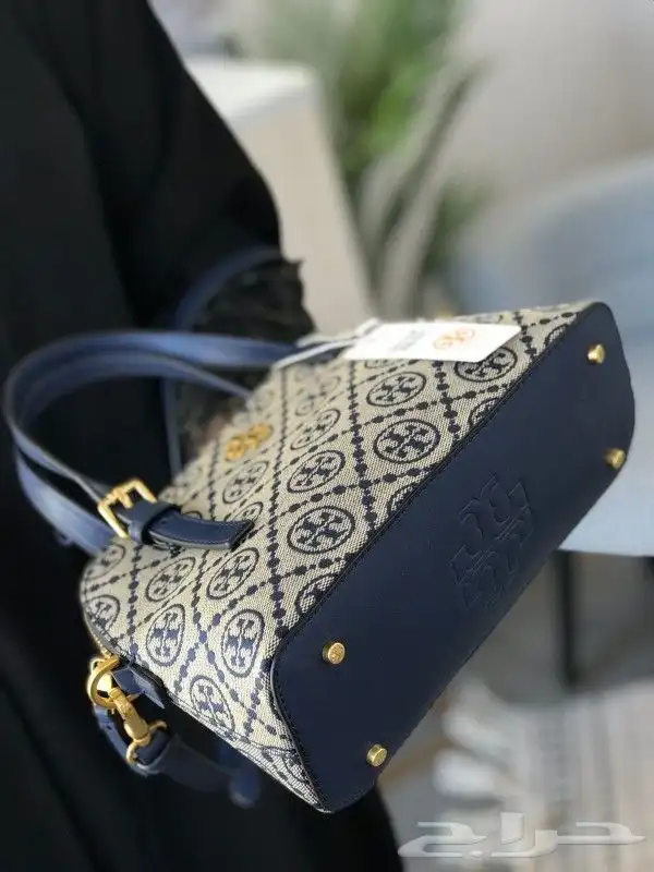 عرةض شنط ماستر جملة وقطاعي أقل الاسعار 44