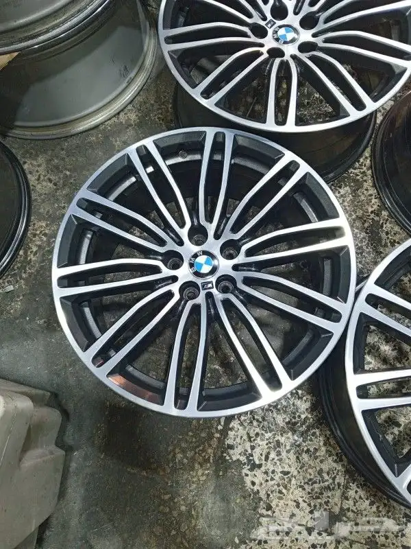 جنوط بي ام دبليو الفئه الخامسه اصلي وكاله 1