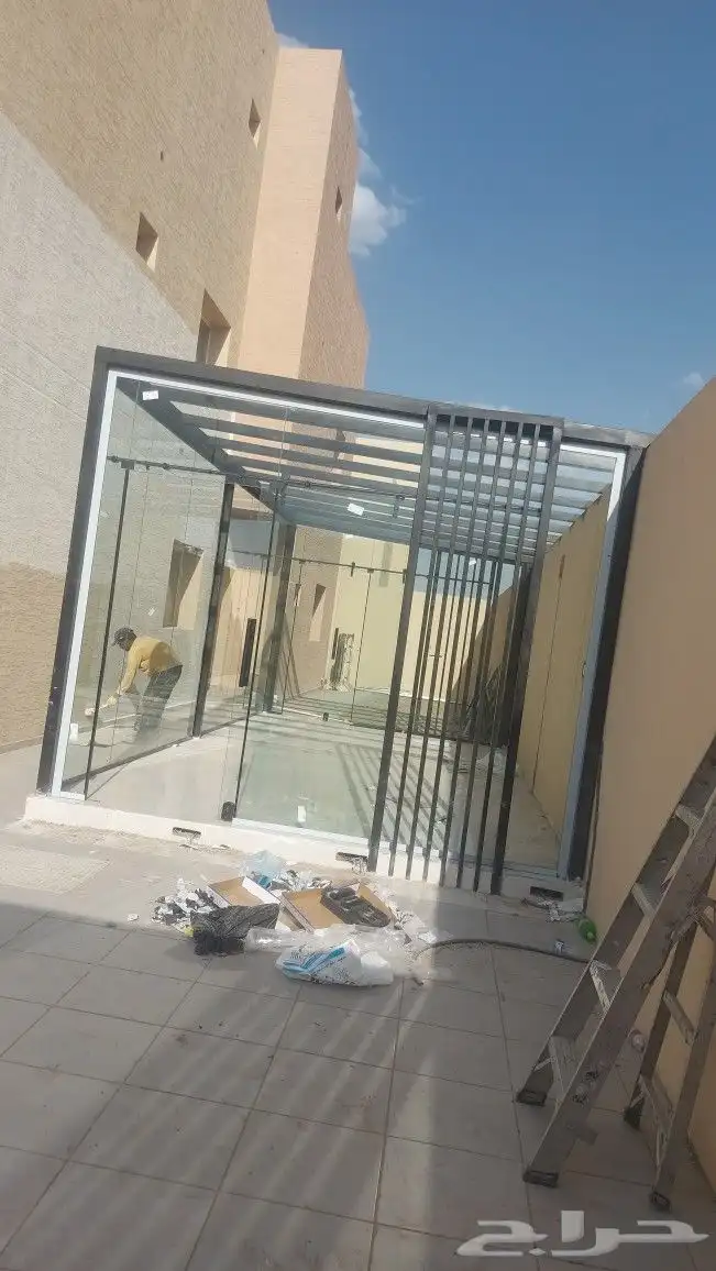 زجاج سكريت ابها وخميس مشيط 1