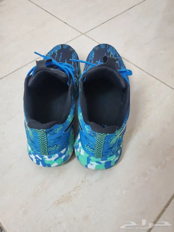 جزمة asics مقاس 42.5 2