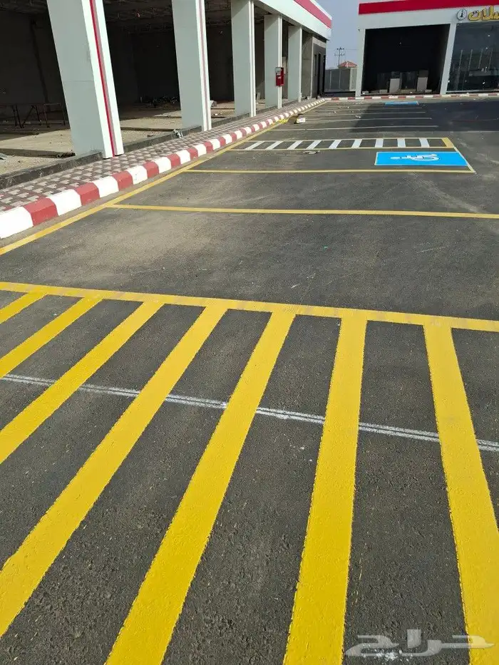 أعمال تخطيط الطرق ومواقف السيارات ومحطات البترول تخطيط حار و 5