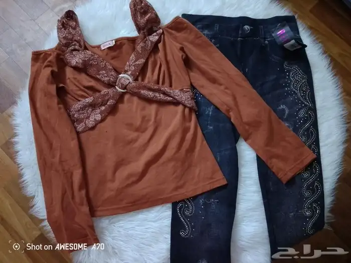 ملابس من الدبش متنوعة بناطيل وفساتين وتنانير 14