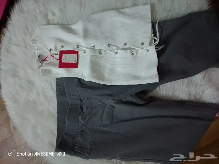 ملابس من الدبش متنوعة بناطيل وفساتين وتنانير 20