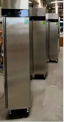 ثلاجات استانلس 1