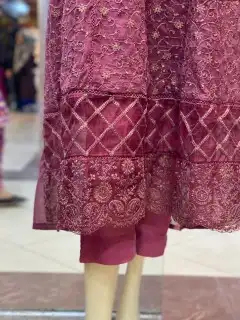 ملابس هندي للنساء 13