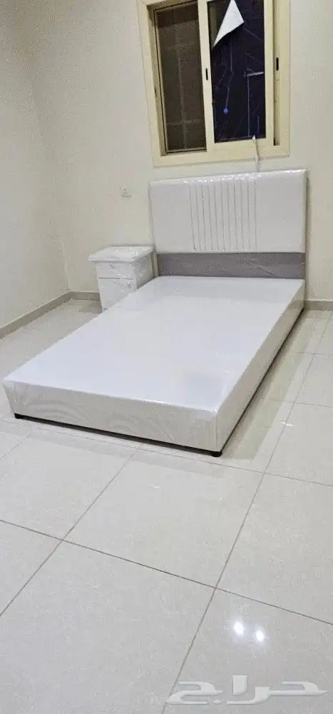 متوفر لدينا   سرير خشب نفر واحد مقاس 90 190  سرير نفر ونص مق 6