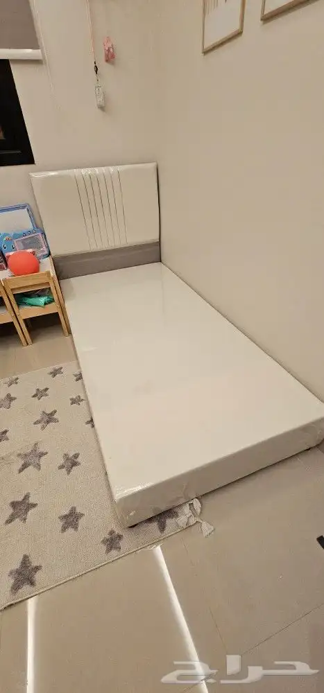 متوفر لدينا   سرير خشب نفر واحد مقاس 90 190  سرير نفر ونص مق 2