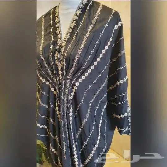 ملابس هندي للنساء 0