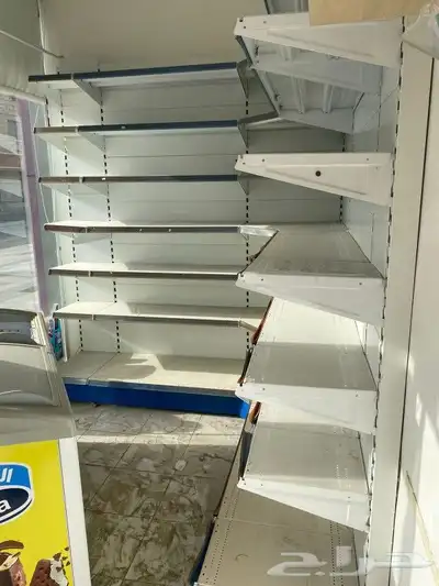 للبيع ارفف سبعة ادوار بطول مترين ونصف مع زاويه 0