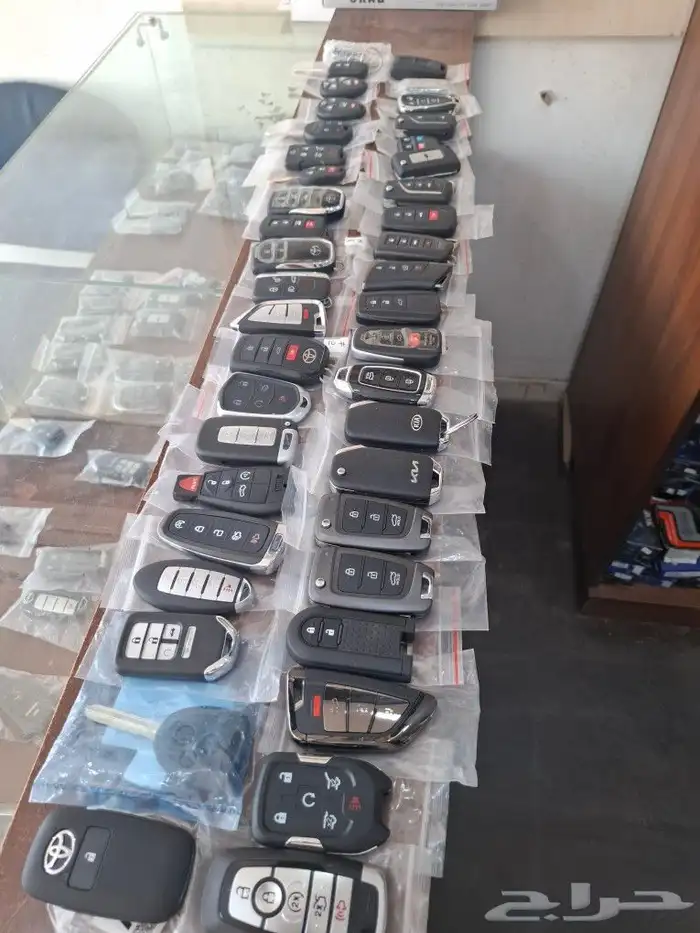 نسخ وبرمجه المفاتيح والريموت أتصل نصل 0