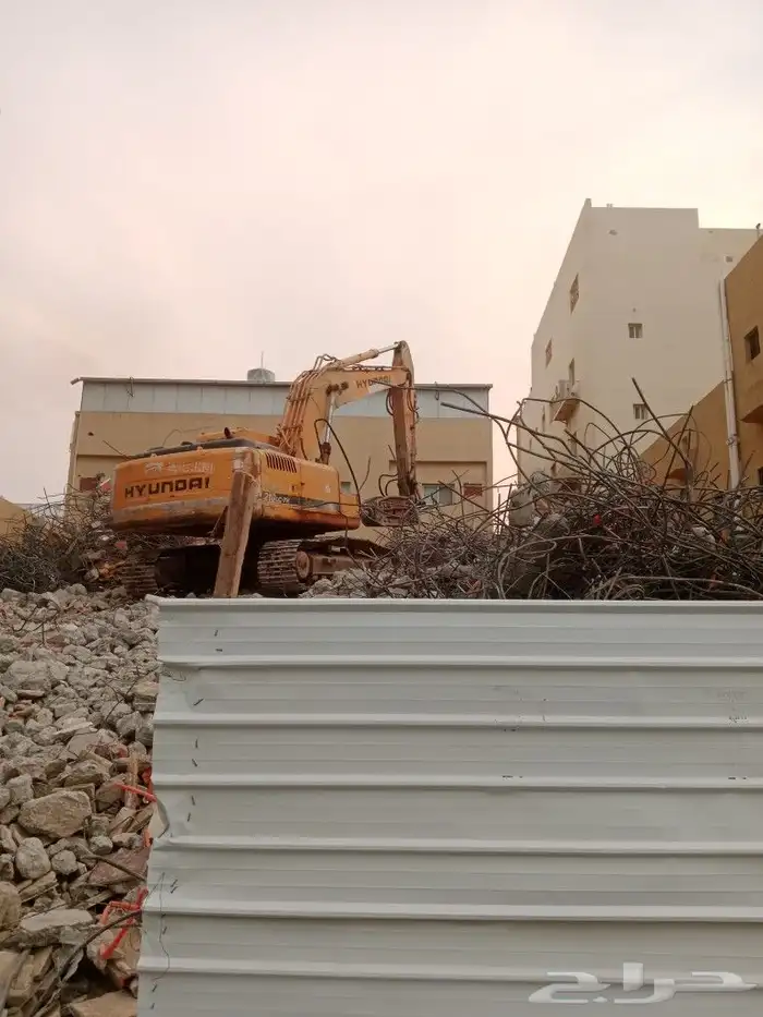 بوكلين للايجار في جده هدم مباني حفر ترحيل 0