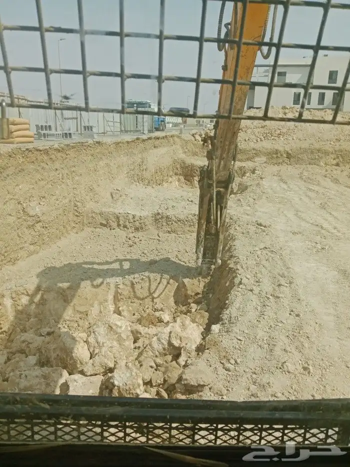 بوكلين للايجار في جده هدم مباني حفر ترحيل 2