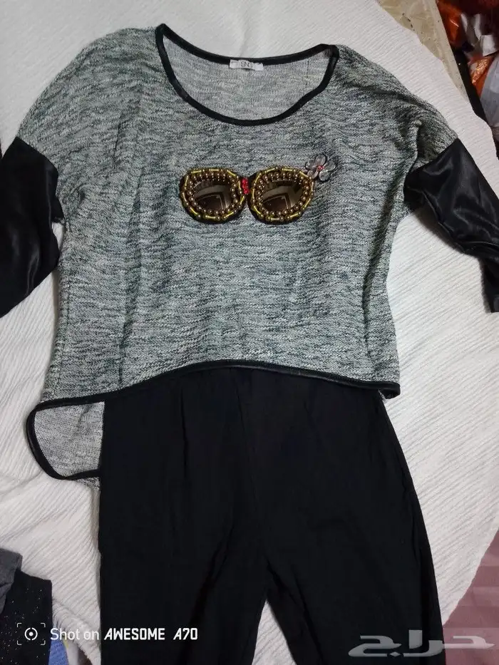 ملابس من الدبش متنوعة بناطيل وفساتين وتنانير 44