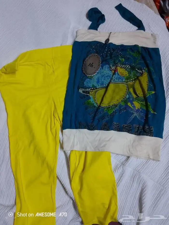 ملابس من الدبش متنوعة بناطيل وفساتين وتنانير 46