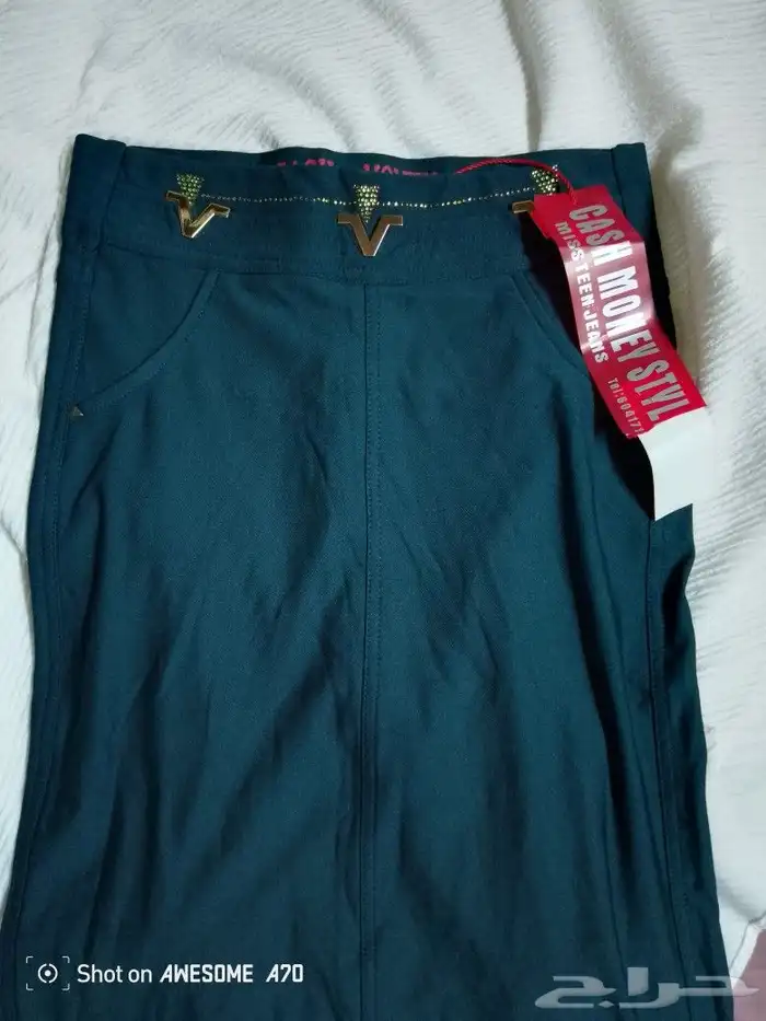 ملابس من الدبش متنوعة بناطيل وفساتين وتنانير 29