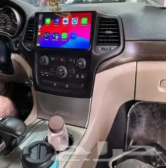 شاشه جيب شيروكي موديل 2015 4