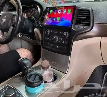 شاشه جيب شيروكي موديل 2015 5