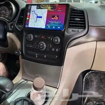 شاشه جيب شيروكي موديل 2015 0