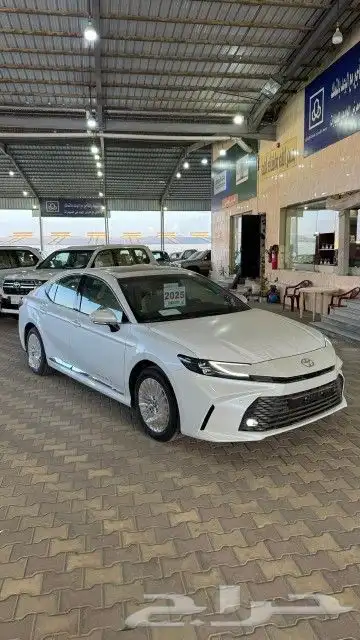 تويوتا كامري LE بنزين سعودي موديل 25 1