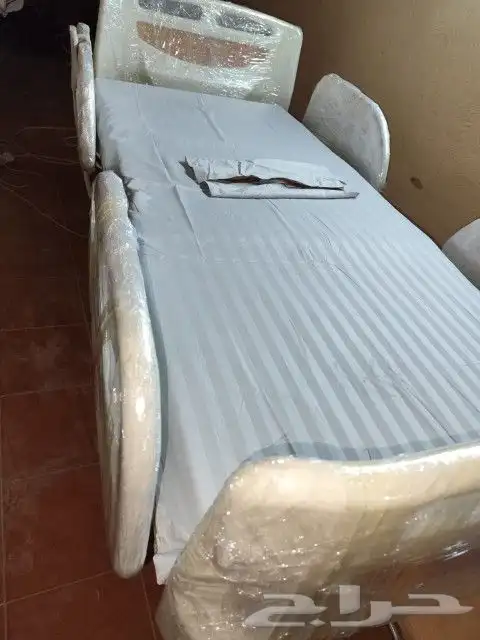 سرير طبي كهربائي فرشه معا المرتبه 0