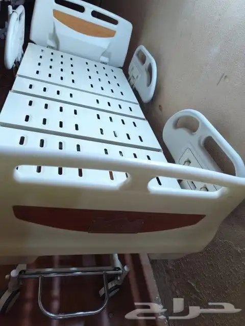 سرير طبي كهربائي فرشه معا المرتبه 6