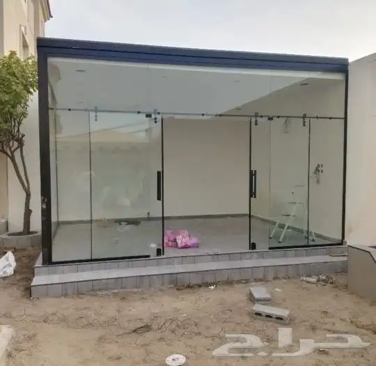 زجاج سكريت  واجهات محلات  شور قاطع زجاج ابواب زجاج غرف زجاجي 8