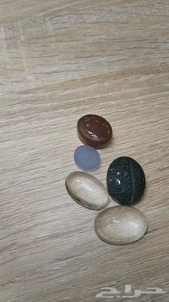 التفاصيل على الخاص 4