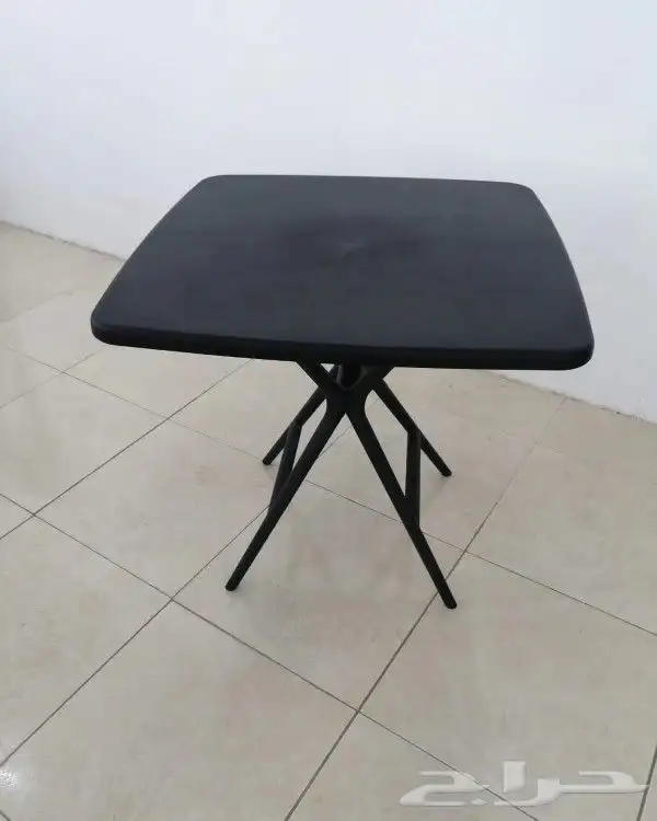 طاولات فايبر 7