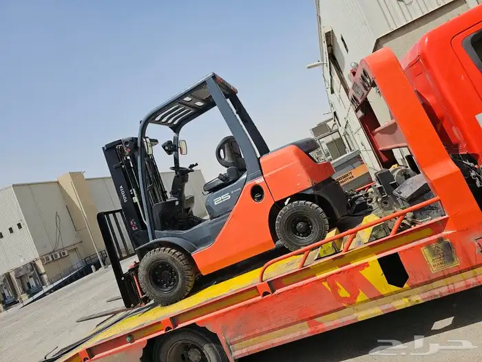 تأجير رافعات شوكية فوركلفت تأجير رافعه يدوية جاك 5