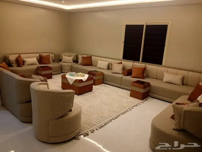 تفصيل وتنجيد جميع انواع الكنب جوده عاليه 0