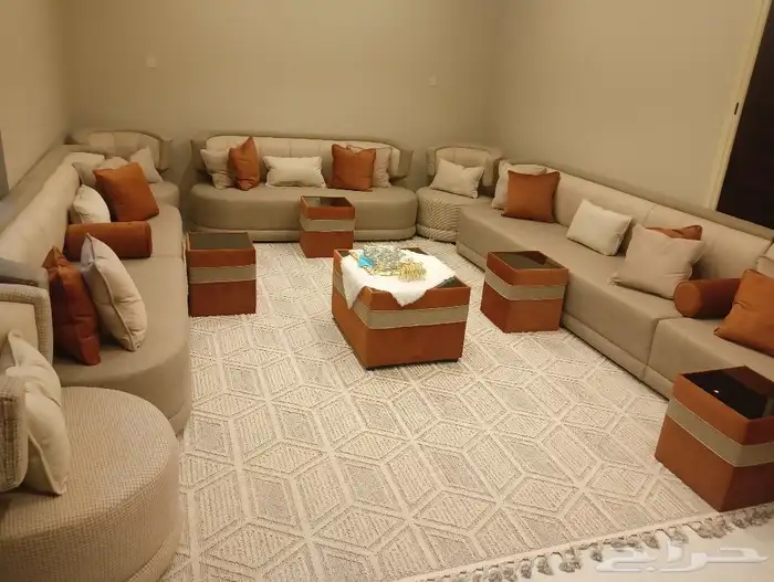 تفصيل وتنجيد جميع انواع الكنب جوده عاليه 2