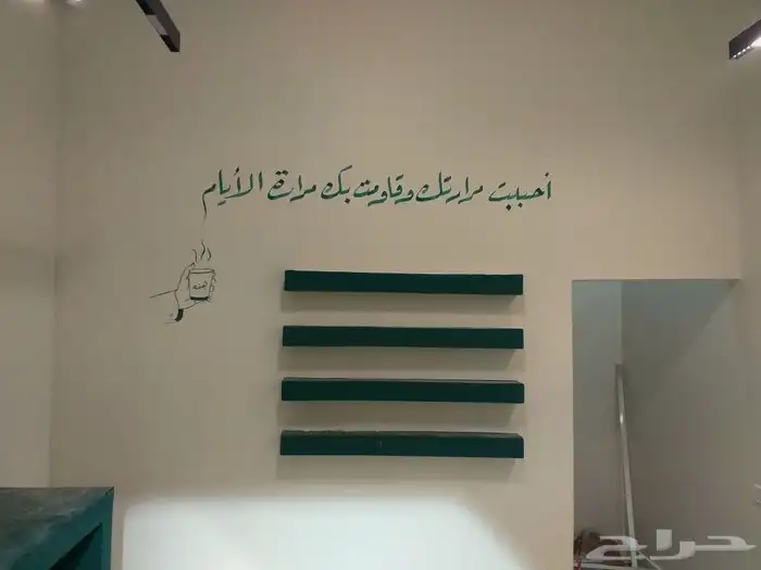 خطاط باليد على الجدران و السيارات ولوحات الطرق والإرشادية 47