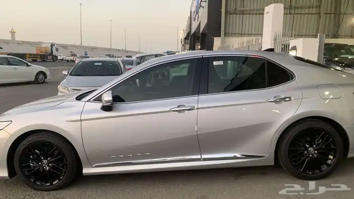 تويوتا كامري قراندي 2024 5