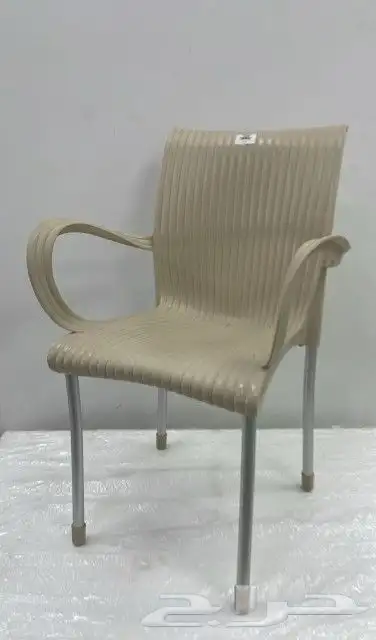 كراسي بلاستيك 34