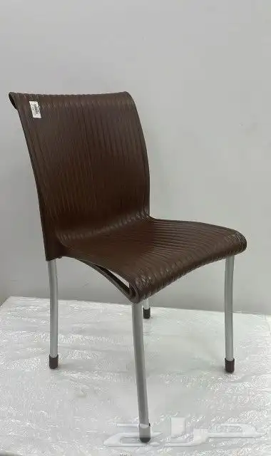 كراسي بلاستيك 38