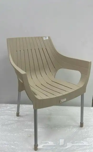 كراسي بلاستيك 10