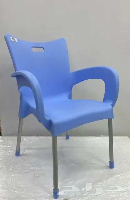 كراسي بلاستيك 1