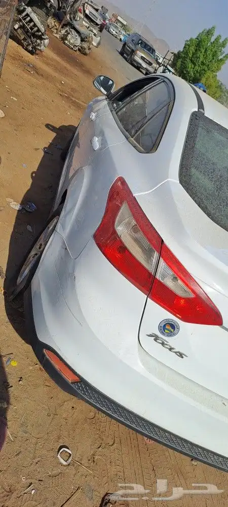 قطع غيار فورد فوكس 2014 قمه النظافه 2