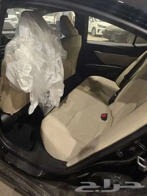 تويوتا كامري بنزين 2025 4