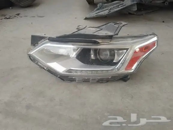 شمعات ترافيرس 2018-2021 0