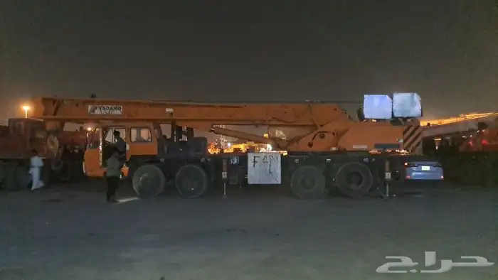 تأجير كرينات ورافعات سطحات 2