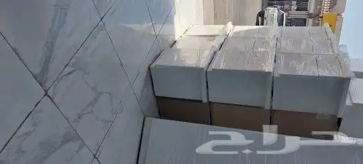 يوجد لدينا جميع الدواليب والسراير 1