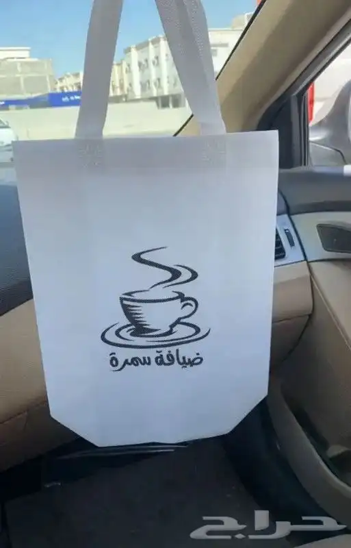 بوكس عباية أكياس ورق تغليف ليبل قماش لوقو جلد لوقو أكريليك 3