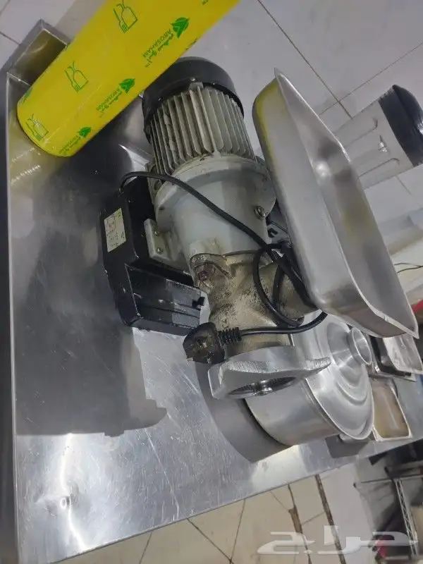 اغراض مطعم للبيع 1